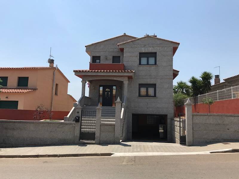 Lladó, schönes Haus zum Verkauf, rustikal und modern