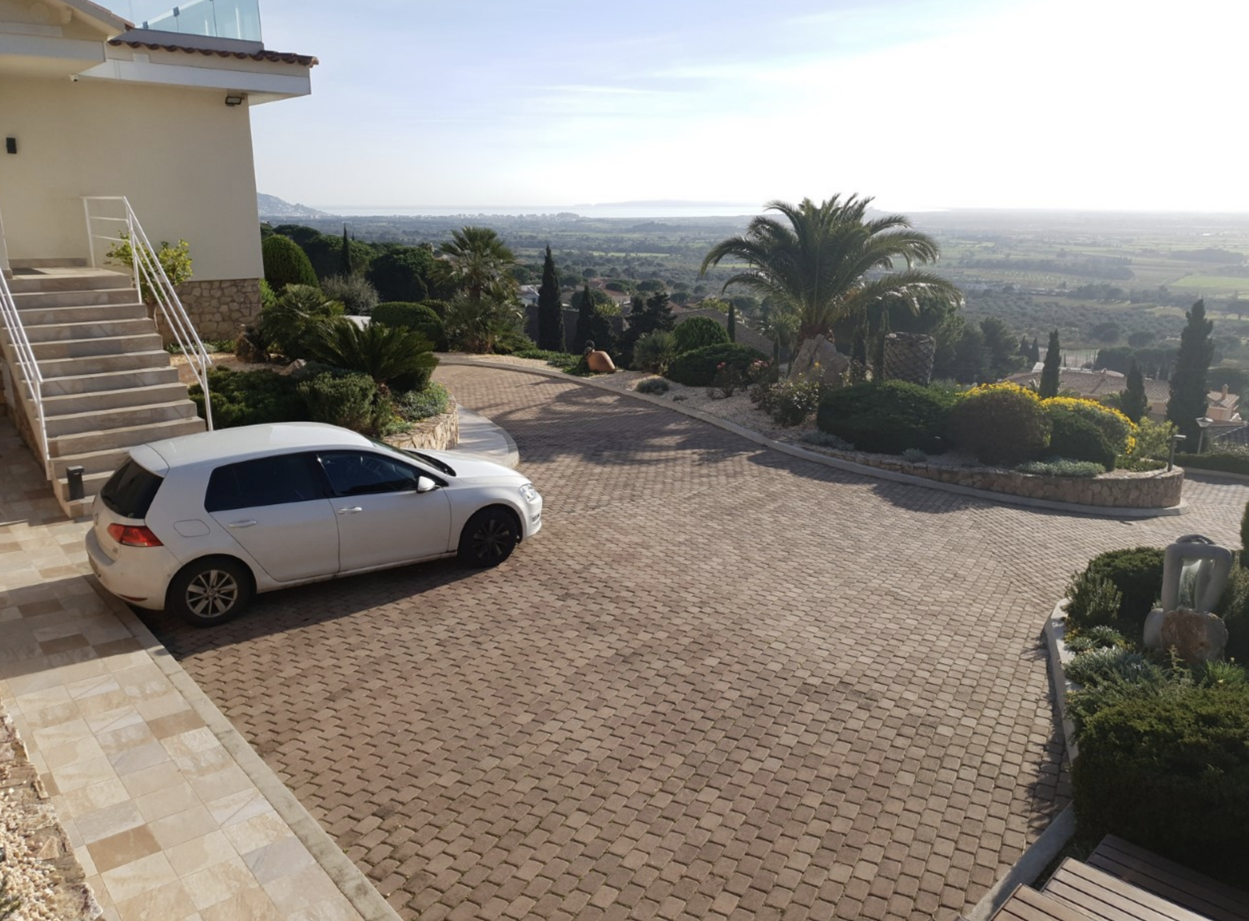 Magnifique Villa avec de fabuleuses vues panoramiques sur la baie de Roses et l'Empordà
