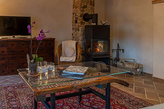 Un bijou merveilleux, dans un village médiéval de la Costa Brava.