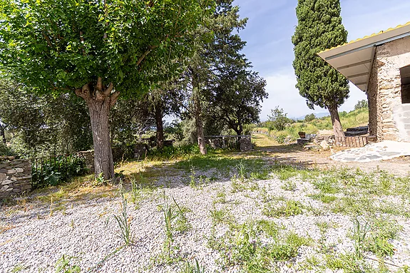 Spectacular property for sale in Palau-Saverdera.