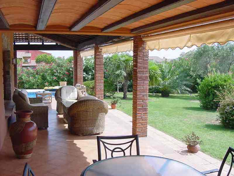 Peralada, luxosa casa en venda amb piscina i jardí