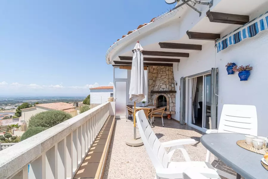 Haus mit spektakulärem Blick auf die Bucht von Roses