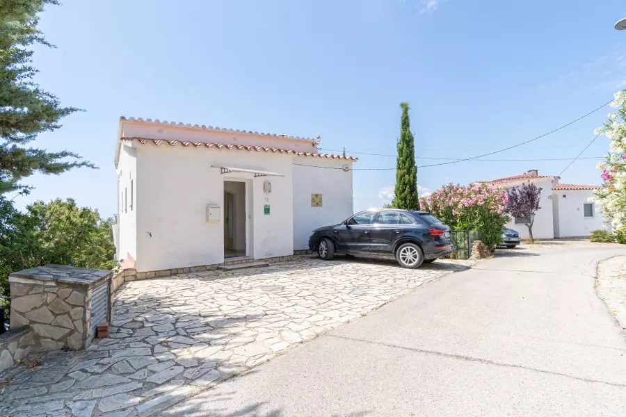 Haus mit spektakulärem Blick auf die Bucht von Roses