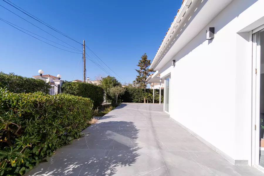 Prachtige villa gelegen op slechts enkele meters van het strand en het centrum